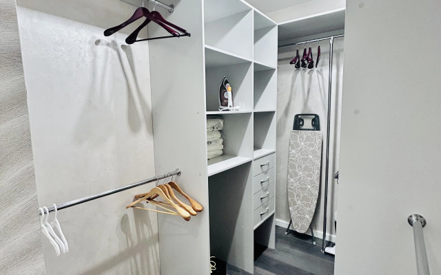 Dvukhkomnatnaya Briz u Kronshtadtskikh Vorot Flat