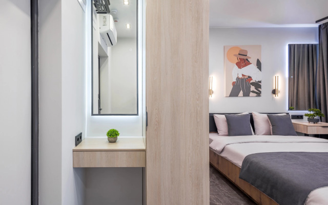 Квартира с бассейном на территории МореСолнцеАпарт