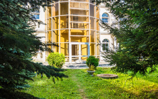 Shikarny Dom V Aprelevke S Basseynom I Saunoy Private house