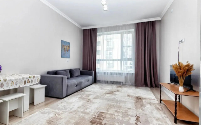 Na Ulitse Turara Ryskulova, 5/2 Apartments