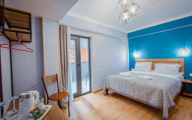 Central Gate Tbilisi Boutique Hotel