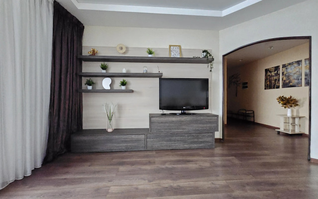 Квартира Апартамент Живи Уютно