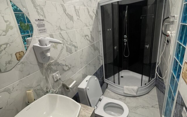Ecohouse Hotel