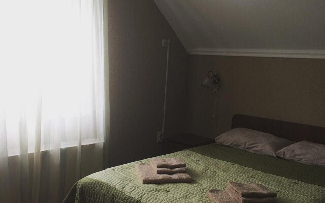 Отель Эльтур