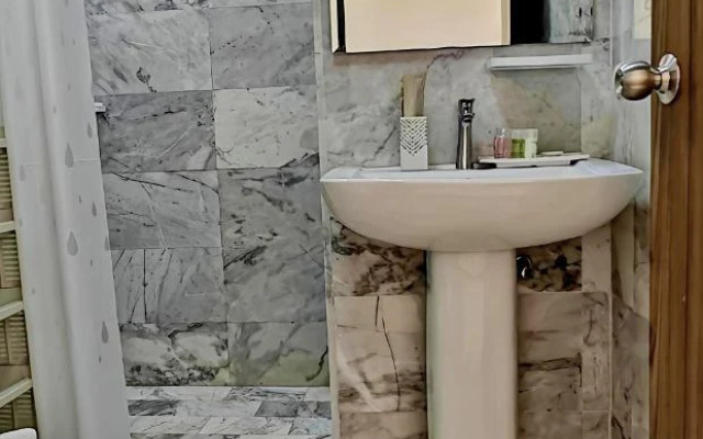 Aurora Thai Mbc Apartments