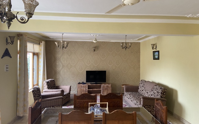 Shalimar Heights Hotel