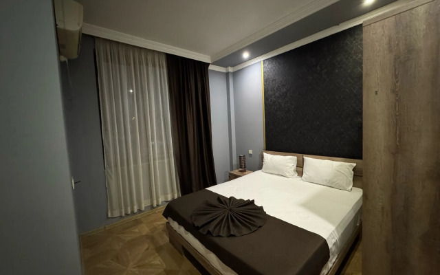 Elite Hotel