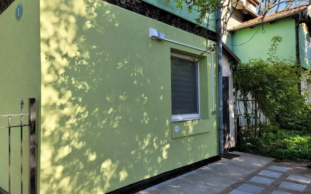 Na Oktyabryskoy, 1 Flat