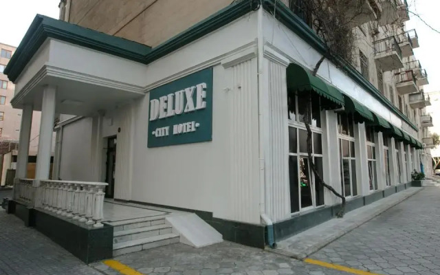 Deluxe City Boutique