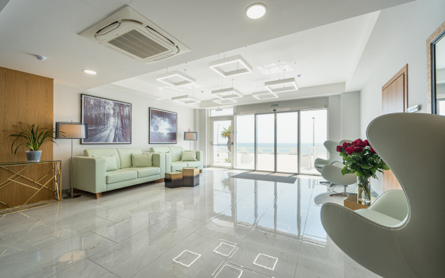 V ZhK Leto Apartment