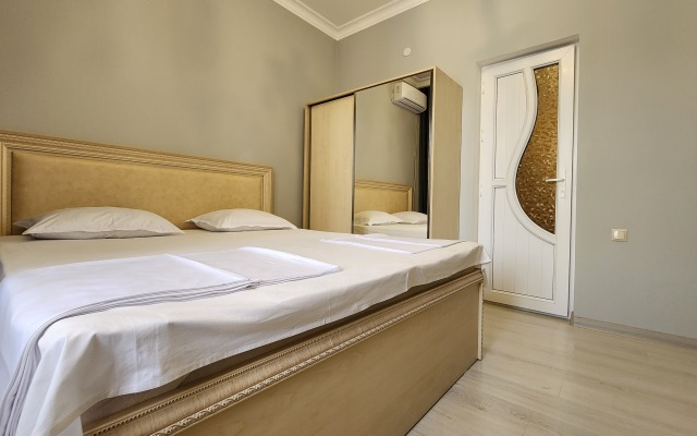 Golden Resort Hotel