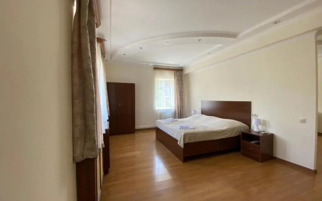 Oasis Hotel Kapan