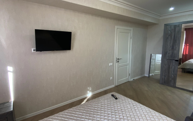 Shikarnaya Dvushka S Prekrasnym Vidom Na Gory Apartments