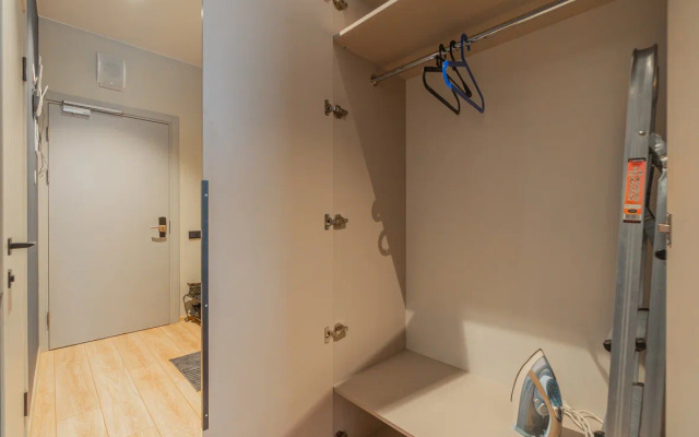 Апартаменты Уютная студия у метро Ладожская