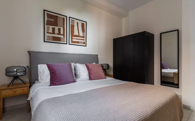 Апартаменты Blueground at Nahalat Bynamin ID11