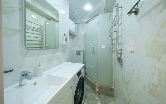 3-Kh Komnatnye  Na 1 Beregovoy Linii Apartments