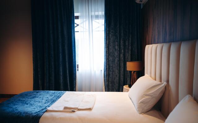 Конный клуб Звёздный