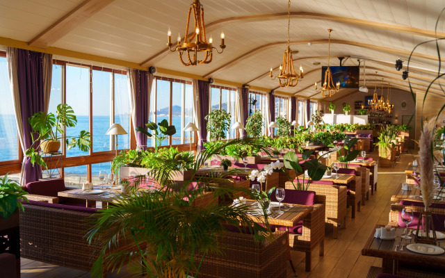 Prestizh Apart-hotel  & Spa