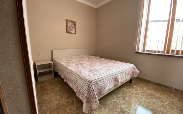 Частный дом с видом на горы