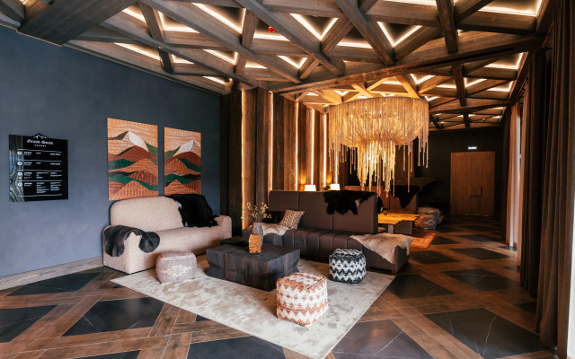 Grand Snow Resort Hotel