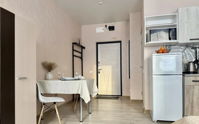 2 Nochi na Berezovoy allee 19/1 Flat