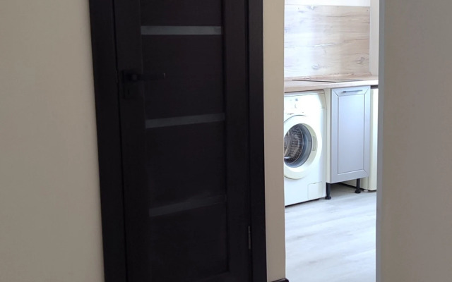 Na Shilova 12 Flat