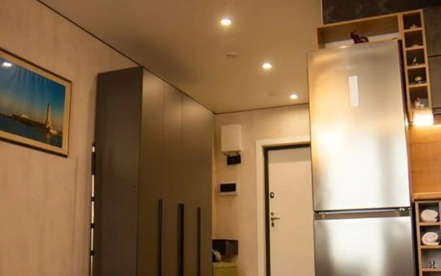 Studiya S Dizaynerskim Remontom Flat