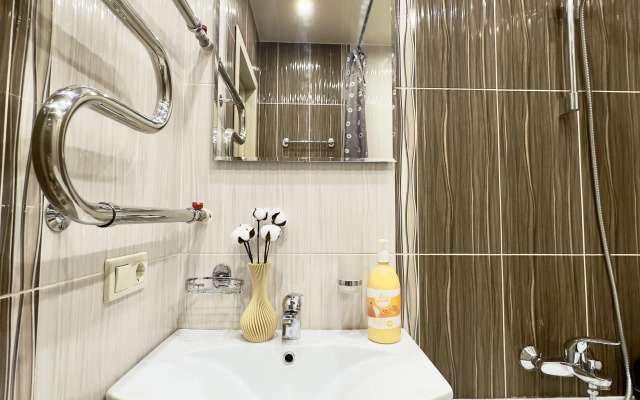 Uyutnaya 1-Aya Na Mira75 Apartments