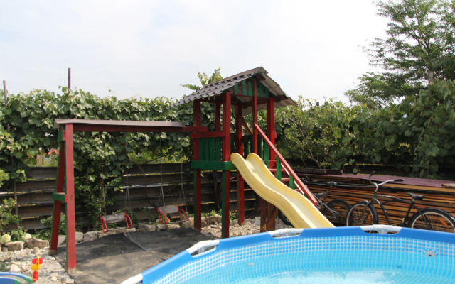 Mechta Guest House
