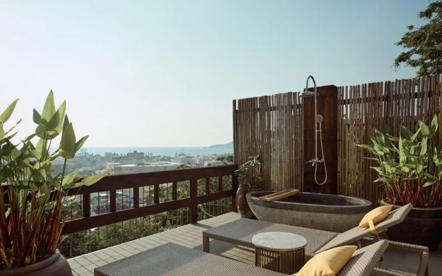 Dinso Resort & Villas Phuket, Vignette Collection by IHG