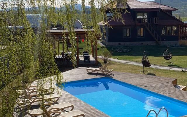 Kovcheg Hotel