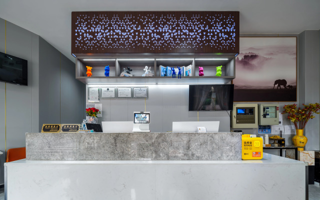 Orient Rose International Boutique Hotel