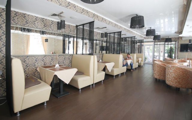 Aliva Hotel