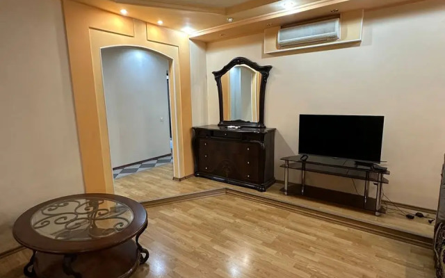 Квартира 2х Комнатная рядом с ЖД Вокзалом