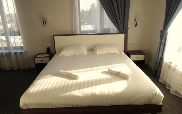 78 Kafe Hotel