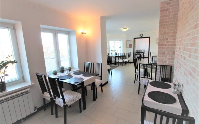 Azov Inn Guest House