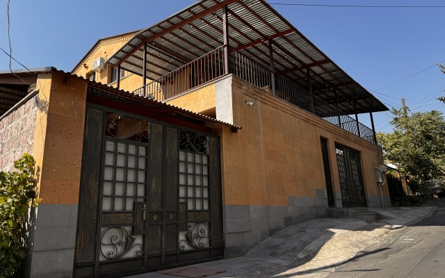 Velvet Vouge Hostel