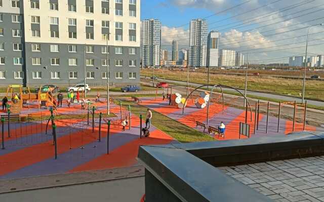 Na Ulitse Murinskaya Doroga 27/2 Flat