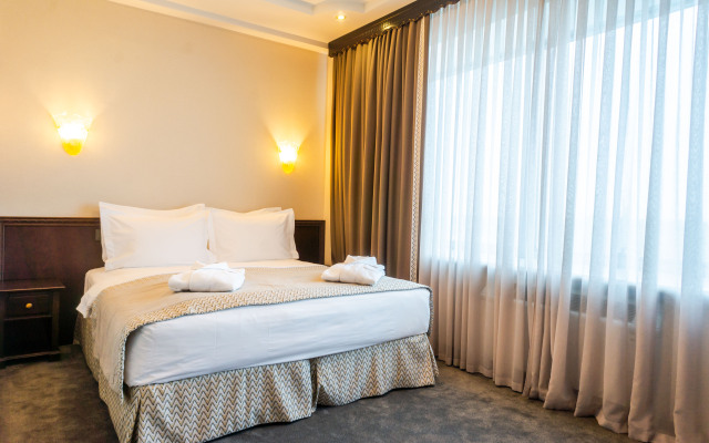 Royal Palace Hotel