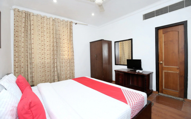Hotel Punnu International
