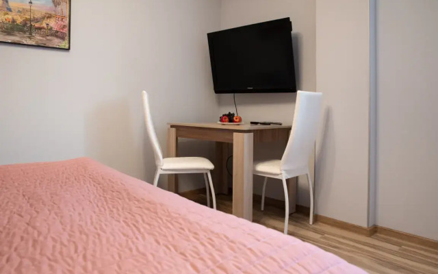 Комфортные апартаменты Этажидейли Белинского 30