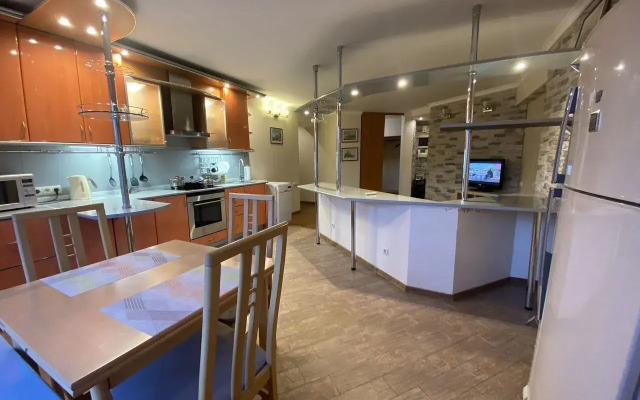 Квартира Уютная на Аксакова 56