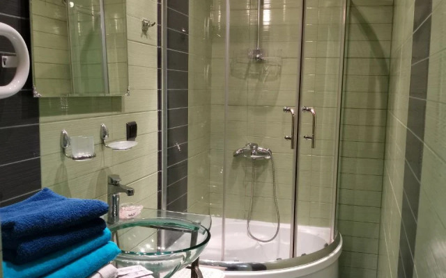 Yevrodvushka V Tsentre Zelenogradska Flat