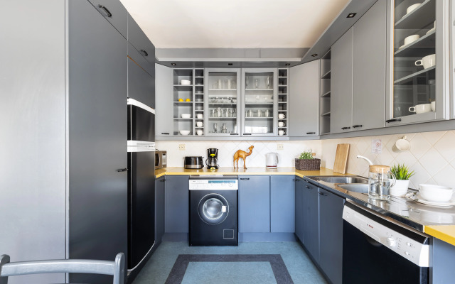 Апартаменты Двухуровневые Little Italy 140 кв.м с видом на собор