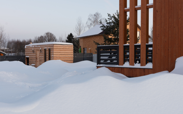 Гостевой дом LuckyHomeRent Домик у Озера 2