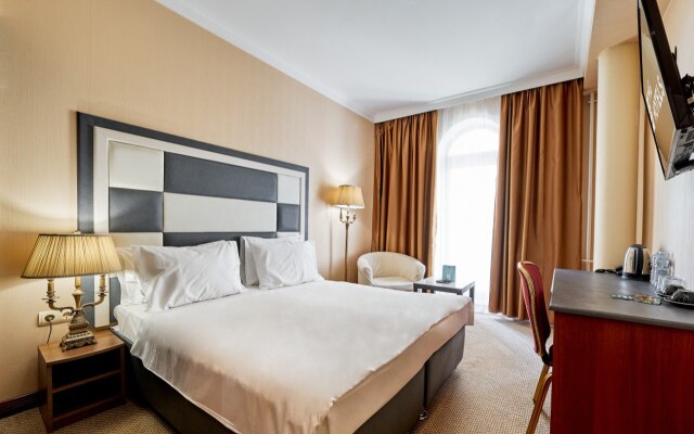 Congress Hotel Business Park Kartmazovo