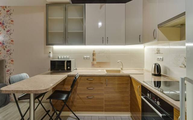 Апартаменты на Творческой 7