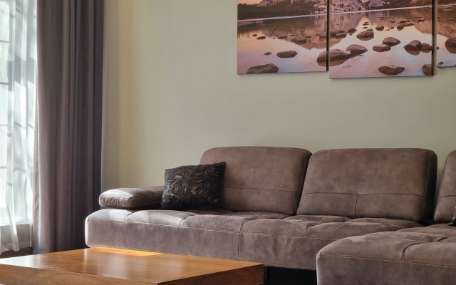 Premium Apartment Apartments