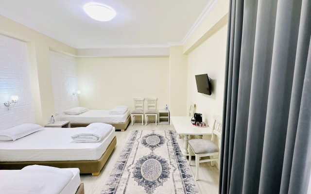 Samarkand Travel Hotel