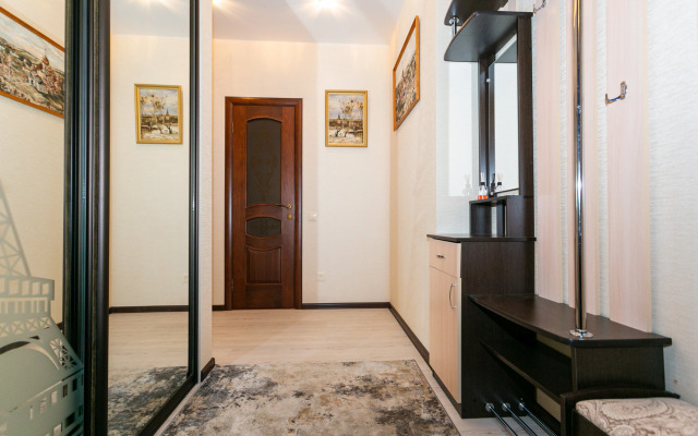 U metro v Venetsianskom stile Flat
